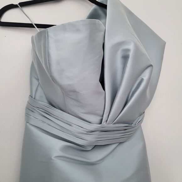 $895 Sachin & Babi Hannah Ash Blue One-Shoulder Satin Gown Maxi Dress Sz 4 - Picture 16 of 16